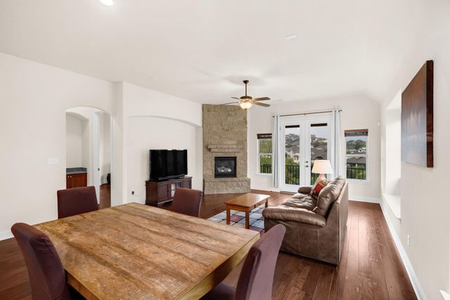 212 Tavish TRL, Austin, TX 78738