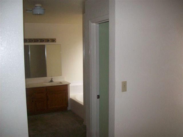 3122 E Topeka Drive, Phoenix, AZ 85050