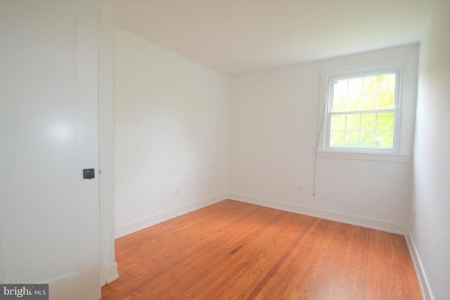 1436 E LAMPLIGHTER LN, North Wales, PA 19454