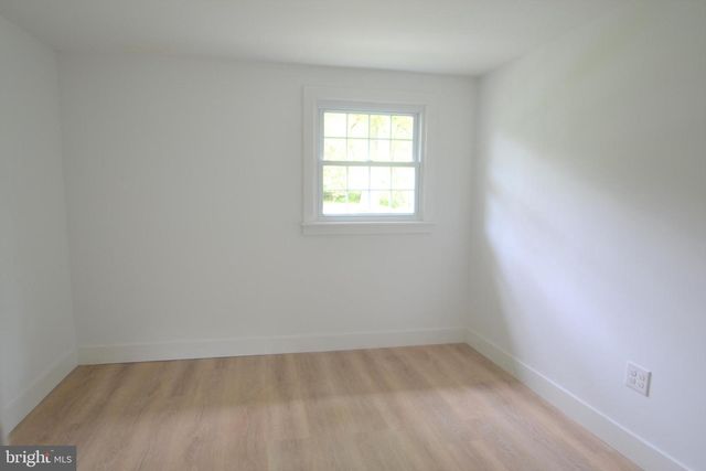 1436 E LAMPLIGHTER LN, North Wales, PA 19454