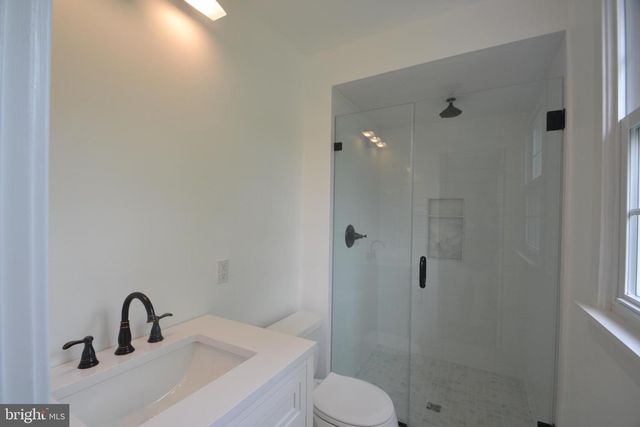 1436 E LAMPLIGHTER LN, North Wales, PA 19454