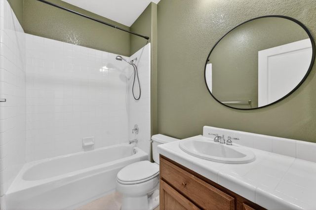 3203 Europa St, Roseville, CA 95661