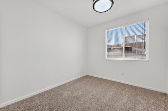 3203 Europa St, Roseville, CA 95661