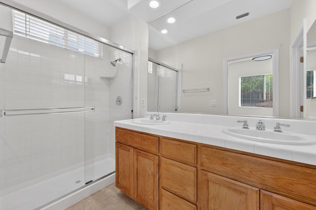 3203 Europa St, Roseville, CA 95661