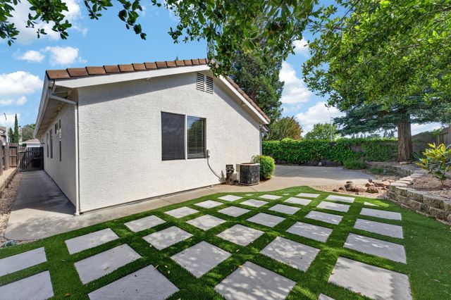 3203 Europa St, Roseville, CA 95661