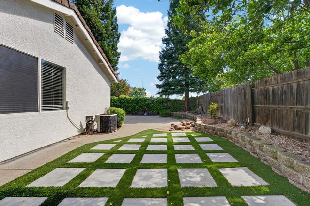 3203 Europa St, Roseville, CA 95661