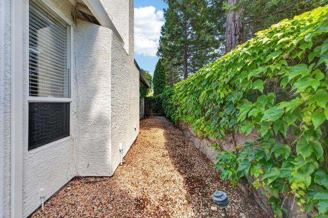 3203 Europa St, Roseville, CA 95661