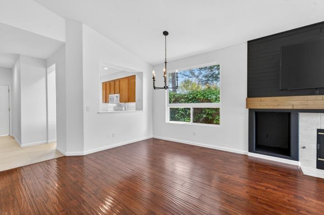 3203 Europa St, Roseville, CA 95661