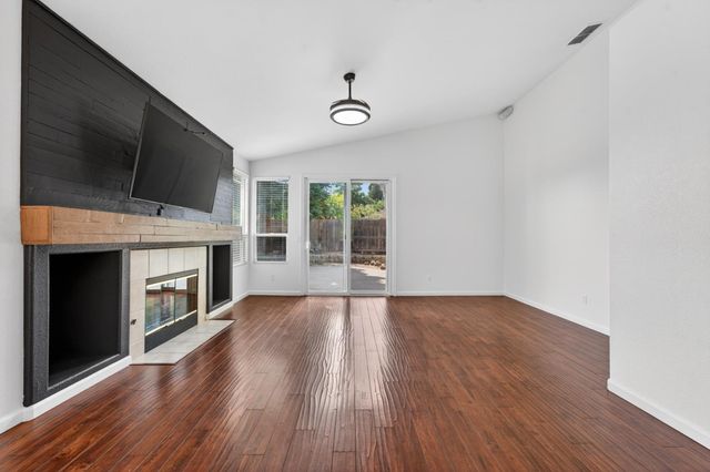3203 Europa St, Roseville, CA 95661