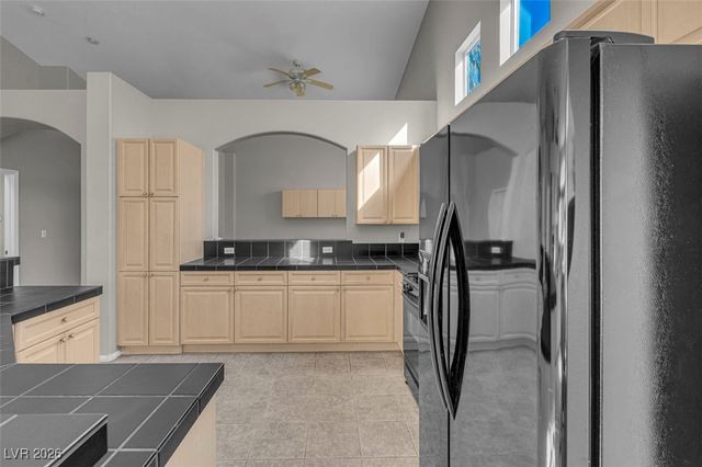 9639 Moonlit Sky Avenue, Las Vegas, NV 89147