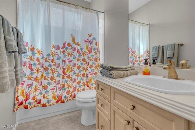 9639 Moonlit Sky Avenue, Las Vegas, NV 89147