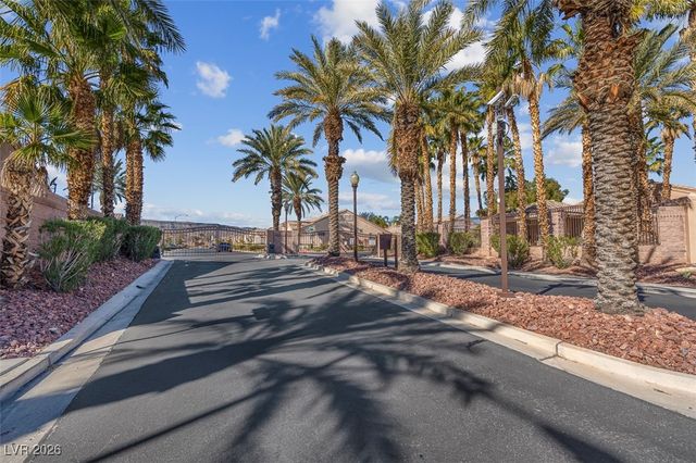 9639 Moonlit Sky Avenue, Las Vegas, NV 89147