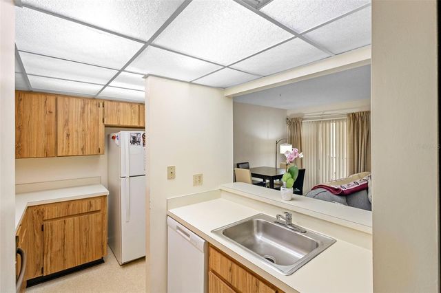 140 ORCHID WOODS COURT 17B, Deltona, FL 32725