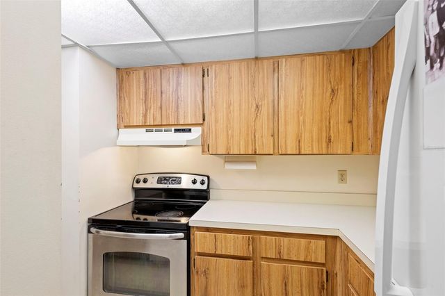 140 ORCHID WOODS COURT 17B, Deltona, FL 32725