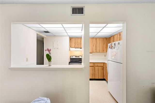 140 ORCHID WOODS COURT 17B, Deltona, FL 32725