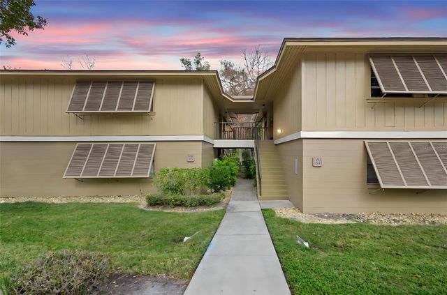 140 ORCHID WOODS COURT 17B, Deltona, FL 32725