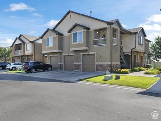 1147 N ABBOTSFORD DR, North Salt Lake, UT 84054