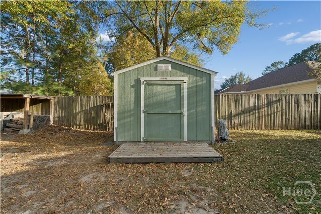 156 Burton Road, Savannah, GA 31405