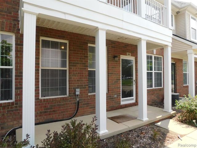 3907 Cherry Creek Lane, Sterling Heights, MI 48314