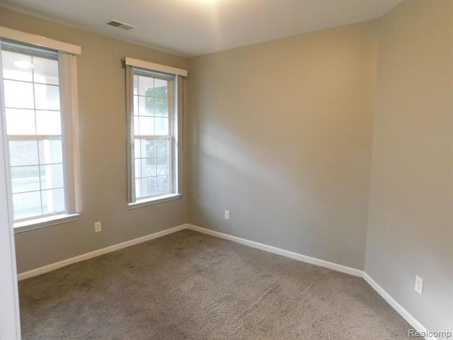 3907 Cherry Creek Lane, Sterling Heights, MI 48314