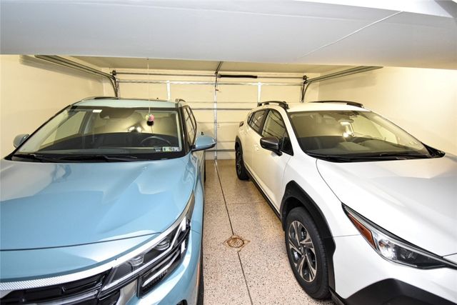 121 Sedeca Dr, North Strabane, PA 15317