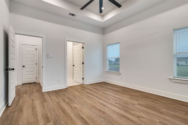 104 Pitchfork Ranch Road, Trinidad, TX 75163