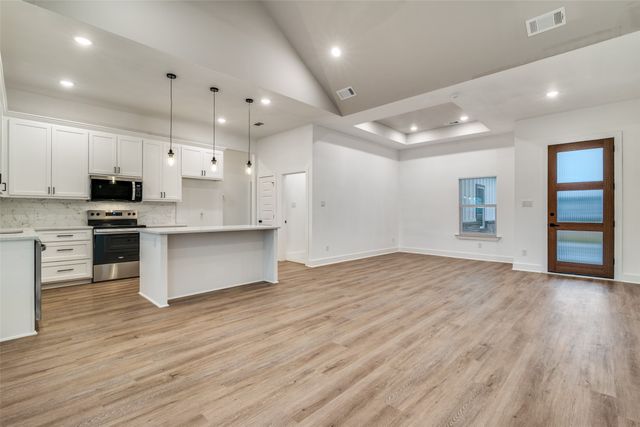 104 Pitchfork Ranch Road, Trinidad, TX 75163