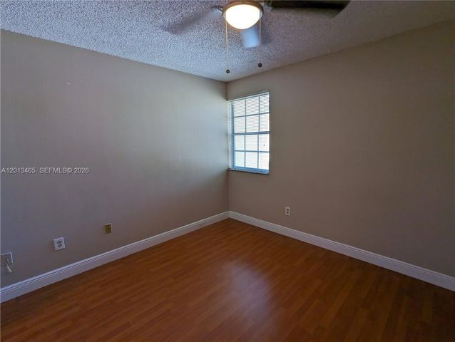 18308 NW 68th Ave D, Hialeah, FL 33015