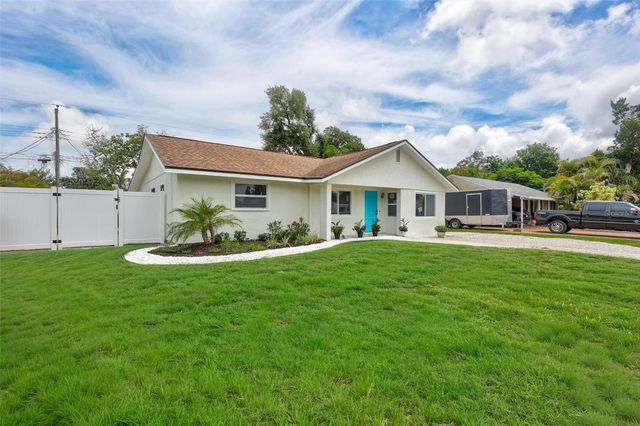 2647 SYDELLE STREET, Sarasota, FL 34237