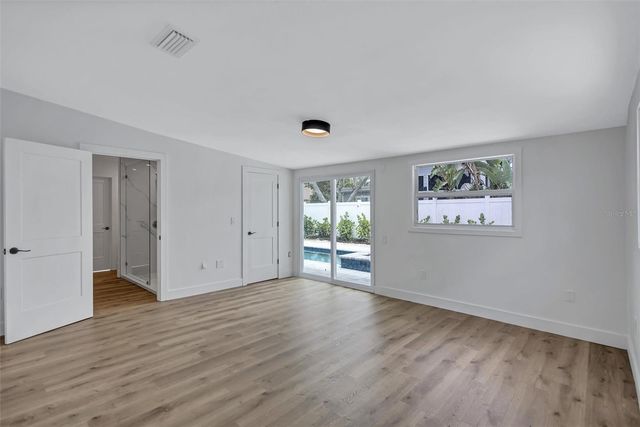 2647 SYDELLE STREET, Sarasota, FL 34237