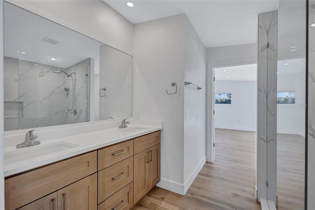 2647 SYDELLE STREET, Sarasota, FL 34237