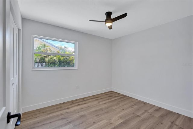 2647 SYDELLE STREET, Sarasota, FL 34237