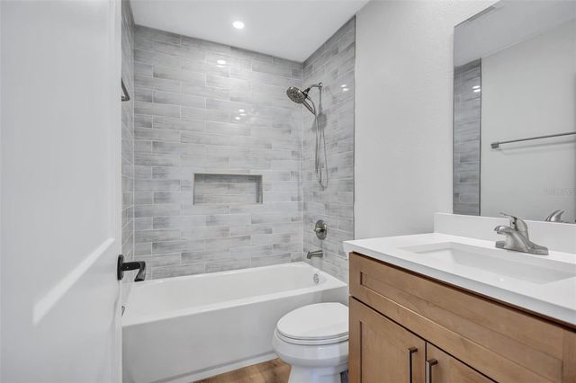 2647 SYDELLE STREET, Sarasota, FL 34237