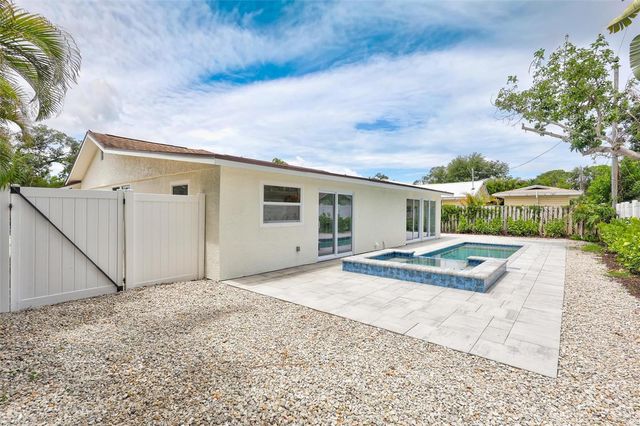 2647 SYDELLE STREET, Sarasota, FL 34237
