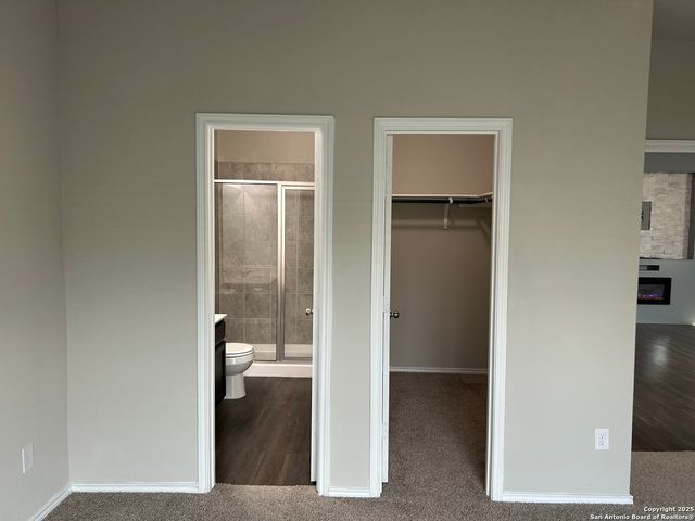 2435 DRY MOSS WAY, San Antonio, TX 78224