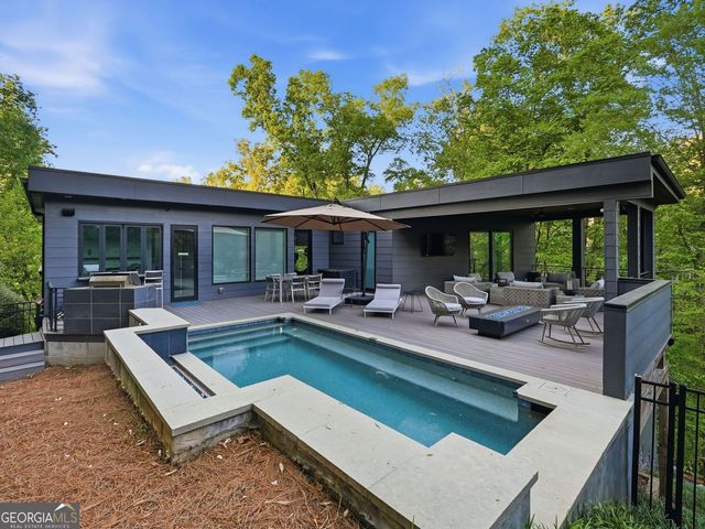575 Mountain Way NE, Atlanta, GA 30342