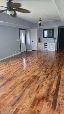 95 Fescue Ln, Lafayette, TN 37083