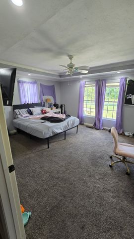 95 Fescue Ln, Lafayette, TN 37083