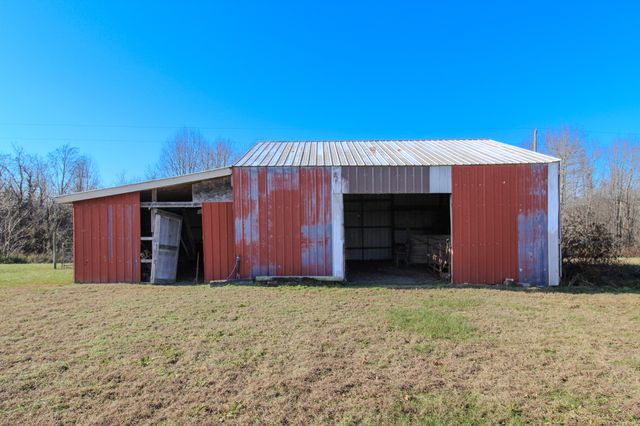 95 Fescue Ln, Lafayette, TN 37083