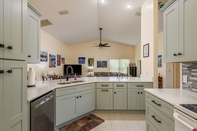 13021 PINNACLE LANE, Hudson, FL 34669