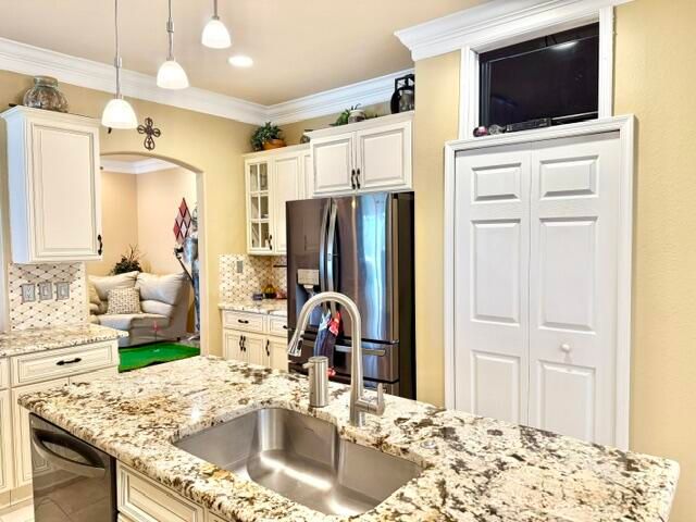 598 NW Waverly Circle S, Port St. Lucie, Port St Lucie, FL 34983