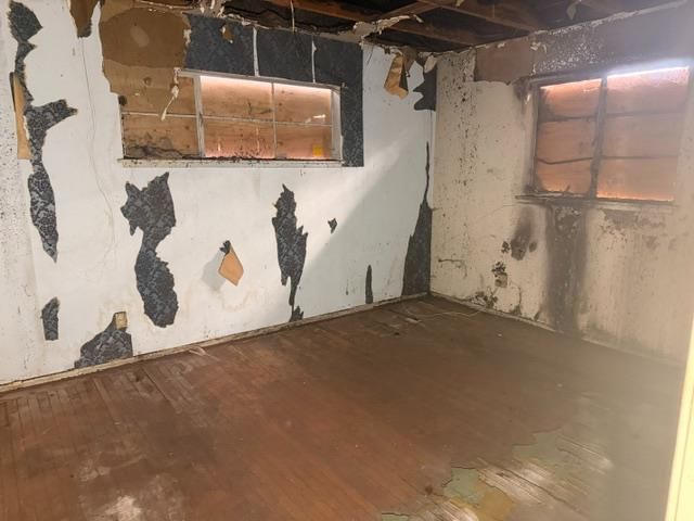 4944 J Pkwy, Sacramento, CA 95823