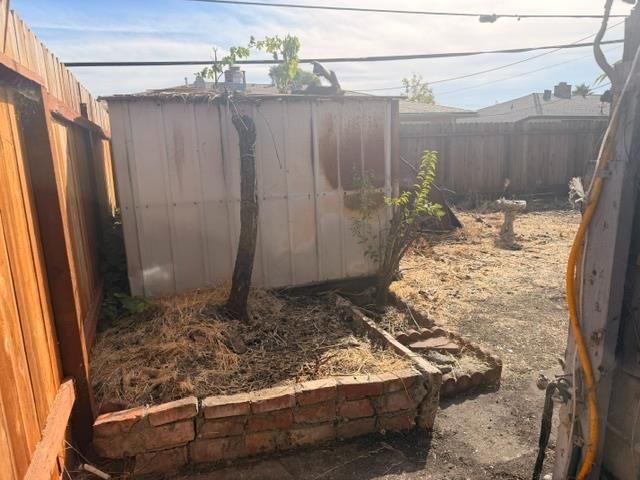4944 J Pkwy, Sacramento, CA 95823