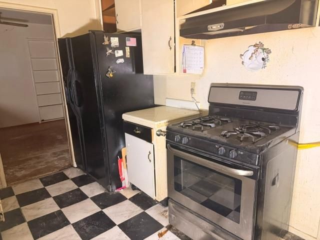4944 J Pkwy, Sacramento, CA 95823