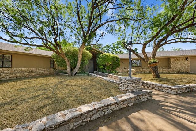 285 Edinburgh Road, San Angelo, TX 76901