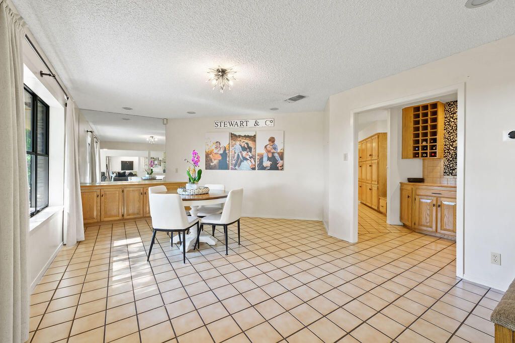 Image 12 of property listing at 285 Edinburgh Road, San Angelo, TX 76901