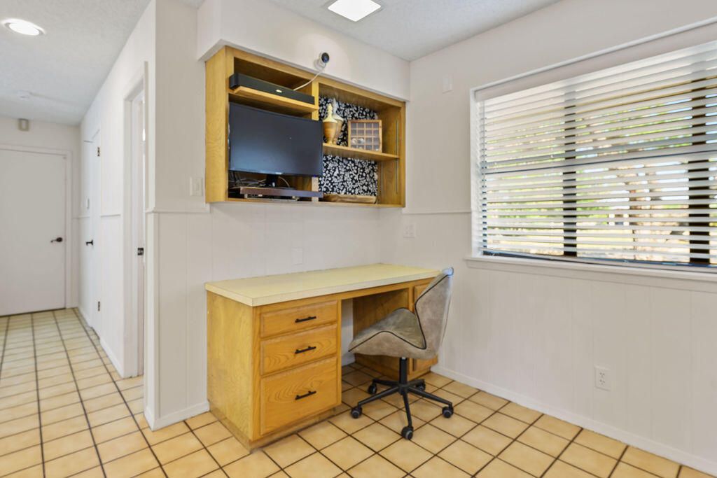 Image 19 of property listing at 285 Edinburgh Road, San Angelo, TX 76901