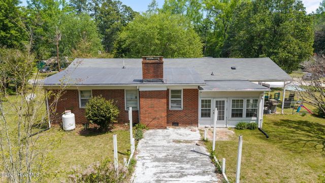 434 Quinerly Street, Grifton, NC 28530