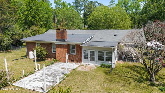 434 Quinerly Street, Grifton, NC 28530