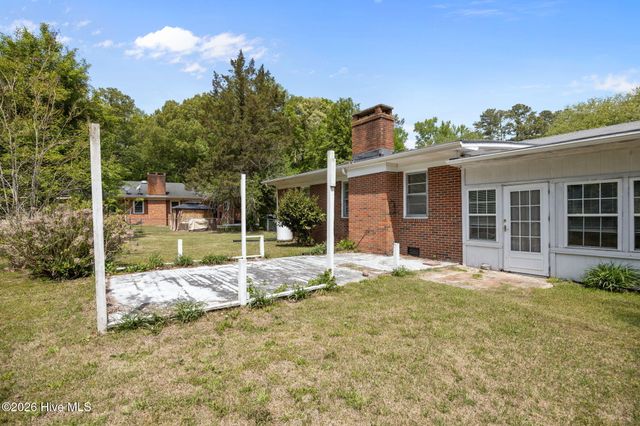 434 Quinerly Street, Grifton, NC 28530